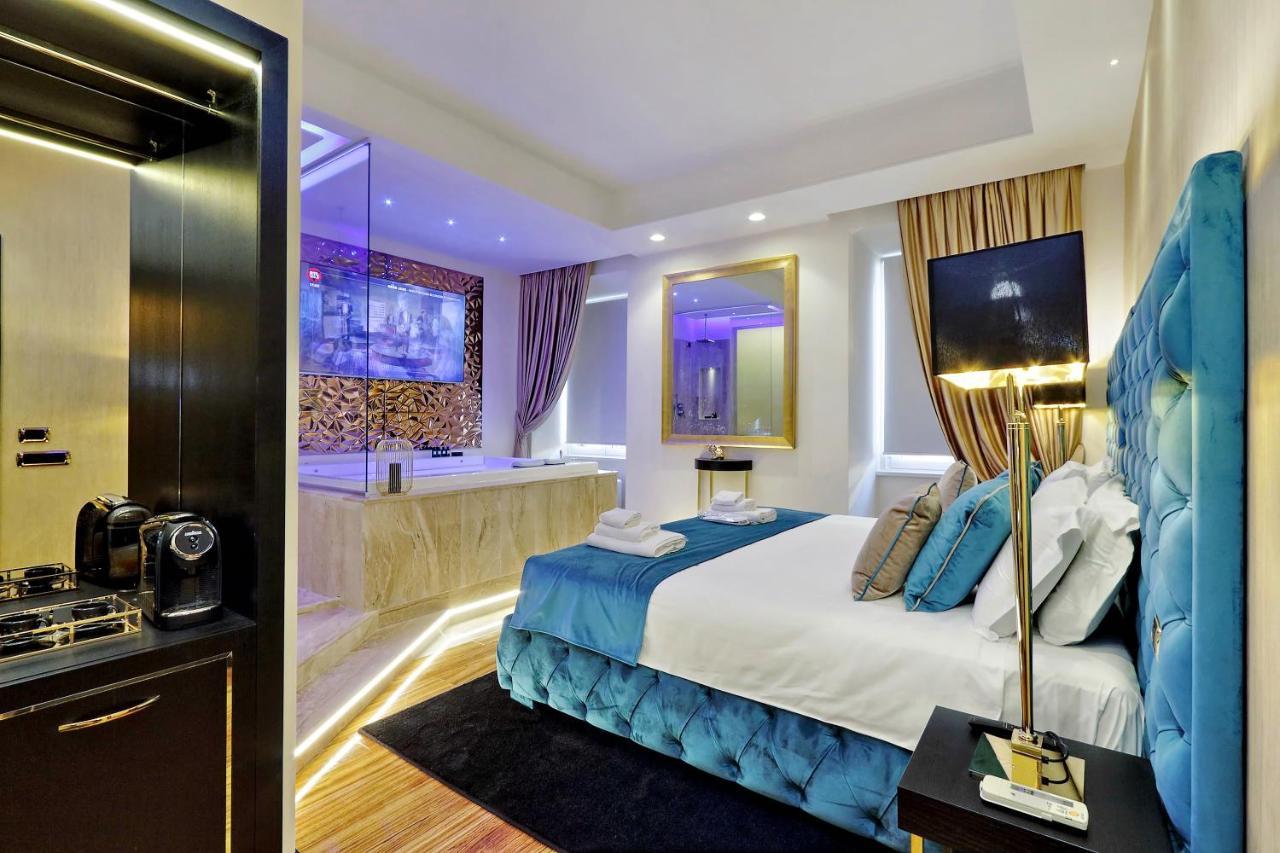 Trevi Diamond Luxury Suites & Jacuzzi Рим Екстер'єр фото