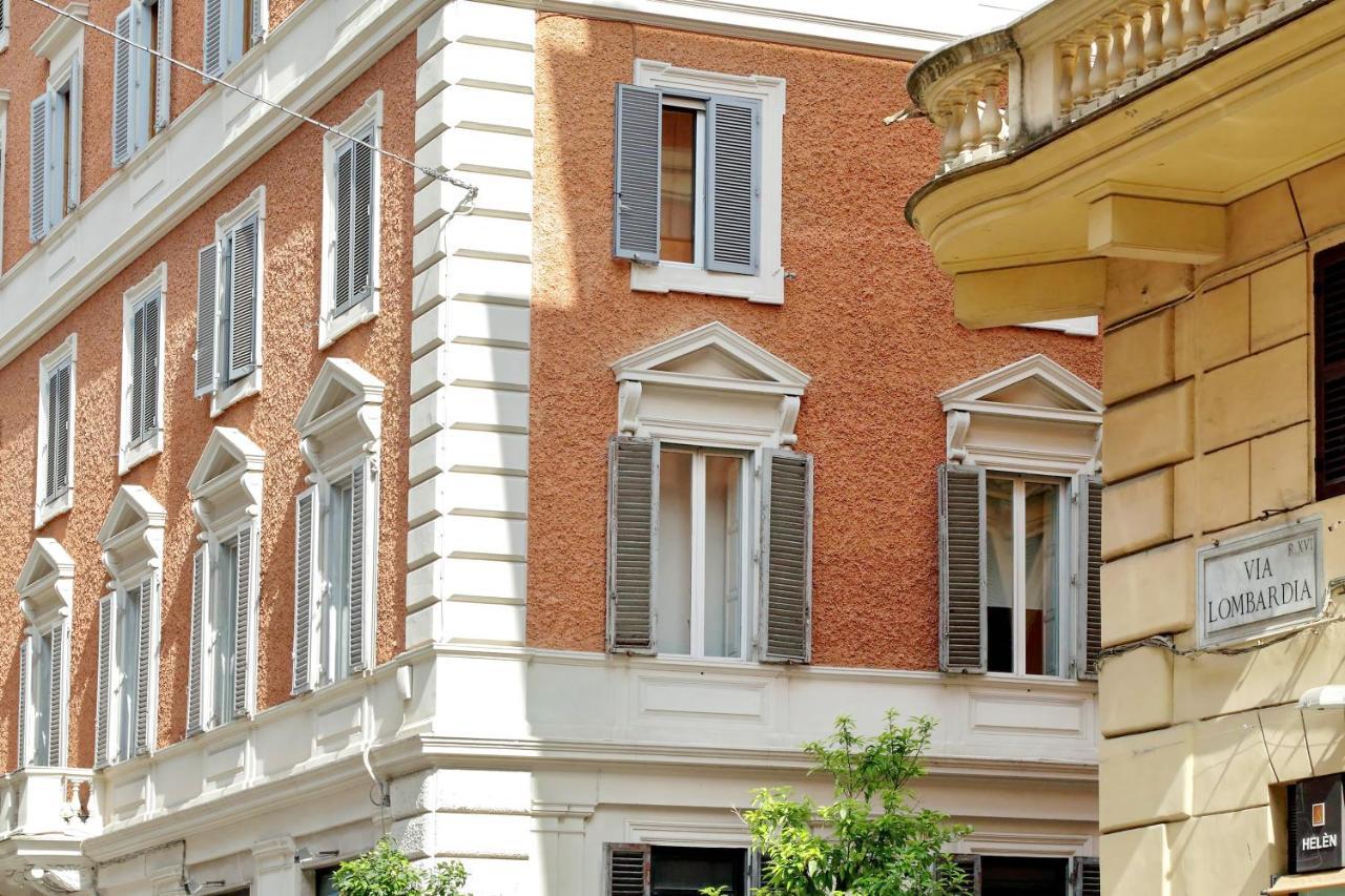 Trevi Diamond Luxury Suites & Jacuzzi Рим Екстер'єр фото